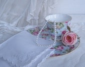 SALE - Napkins, Doilies, Crisp, Shabby Cottage, French Country, Romantic Home, by mailordervintage on etsy