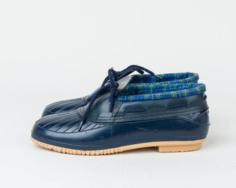 Vintage Duck Shoes - 1980s Rain Boot Shoes - Duck Soup 80s Navy Blue Shoes with Plaid lining - Womens 8 Mens 6