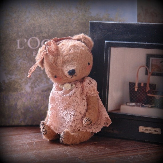 5,5 inch Artist Miniature Pocket Size Teddy Bear Sonya by Sasha Pokrass