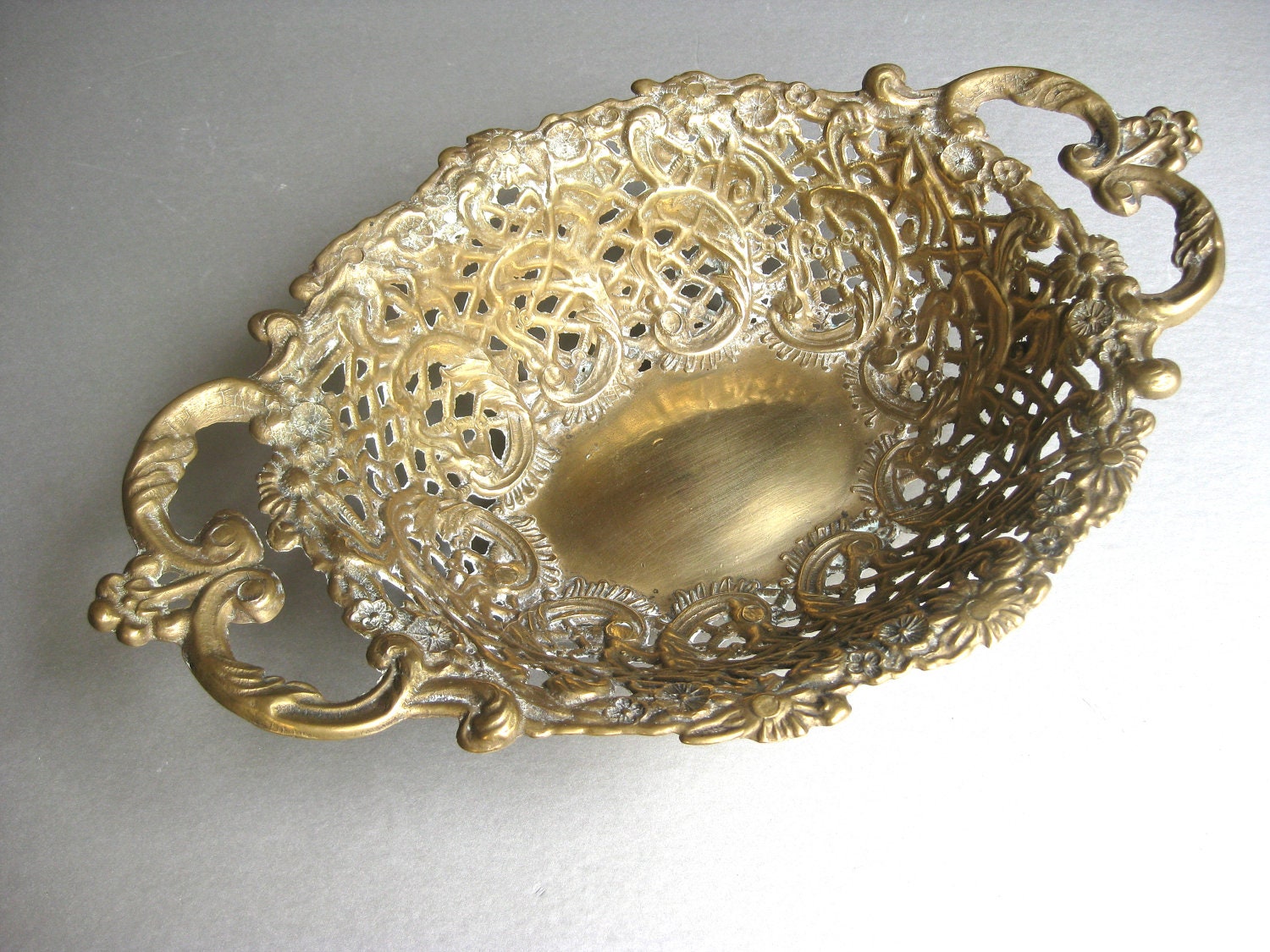Brass Bowl, Ornate Bowl, Vintage, Antique Brass, Gold, Victorian, Vintage Serving Bowl, Home Decor