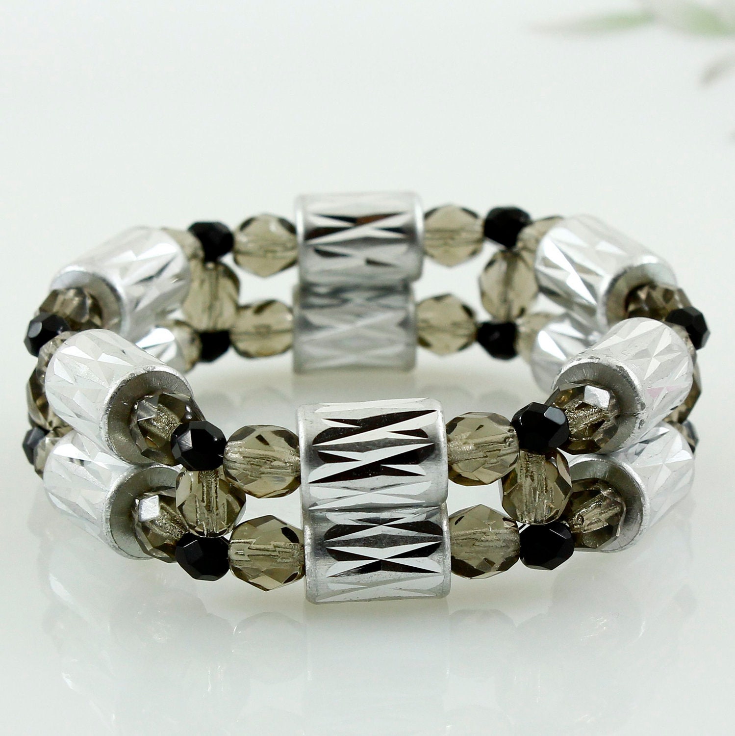 Handmade Beaded Napkin Rings in Silver and Black, Aluminum and Glass - Set of 4