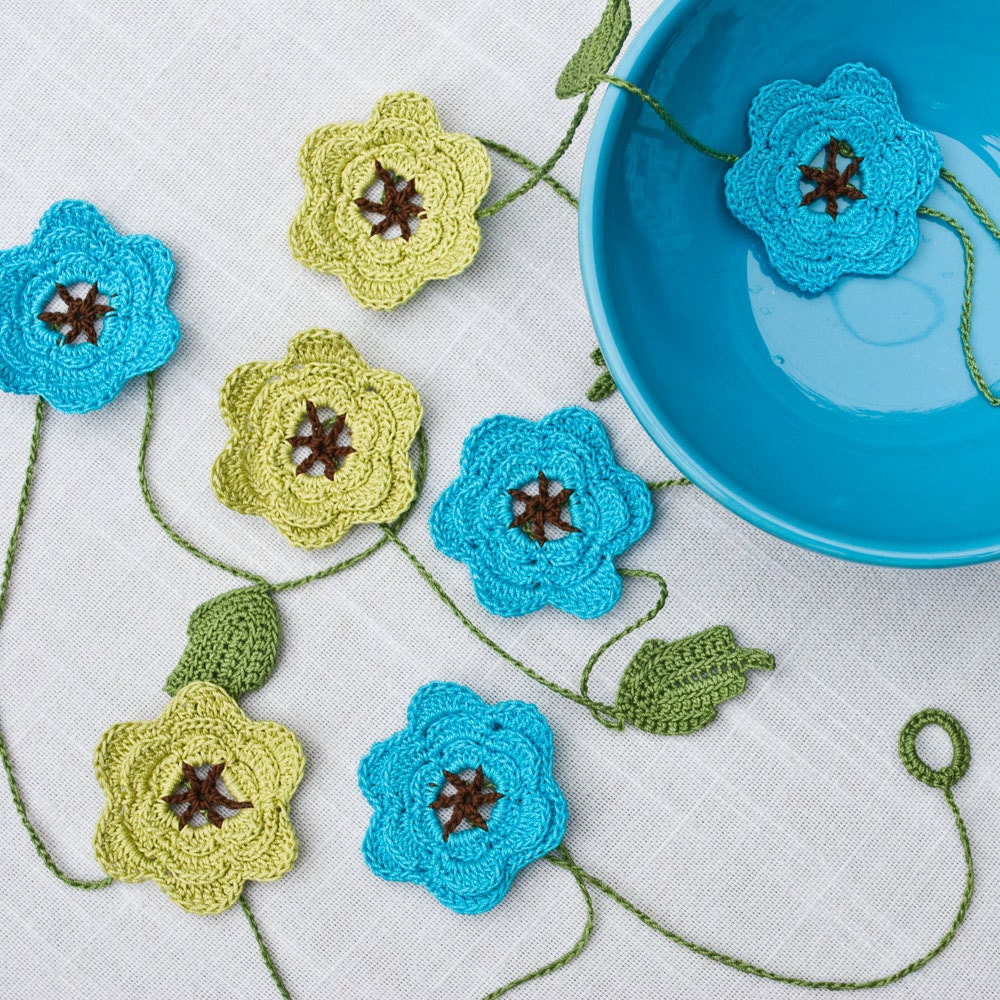 Crochet Flower Garland, Crochet Housewares, Custom Order, in your color choices