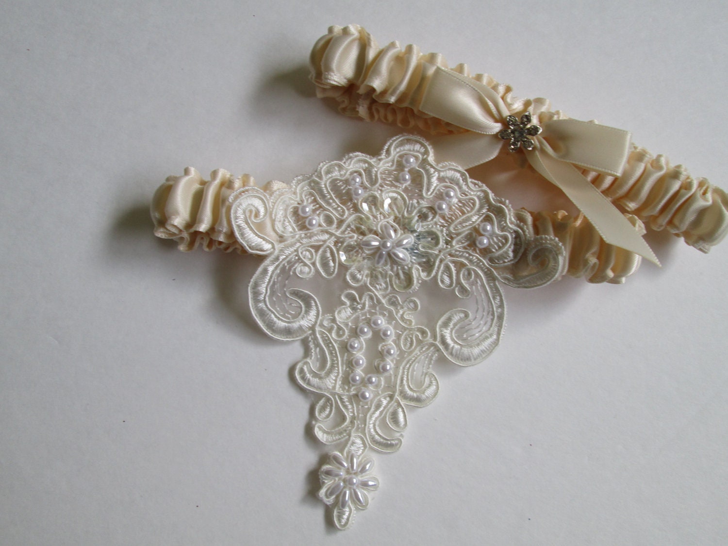 Heirloom Bridal Garter, Wedding Garter, Ivory/Cream Satin Garter, Alencon Lace Garter, Pearled/Beaded Garter, Rhinestone Garter
