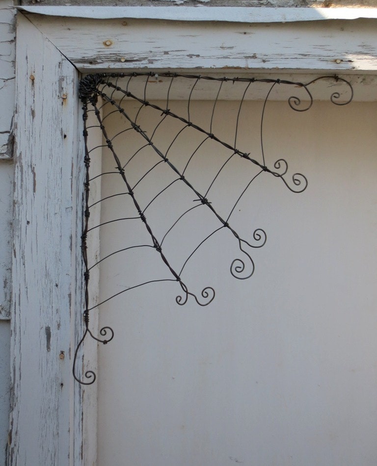 Wicked Wee Barbed Wire Corner Spider Web