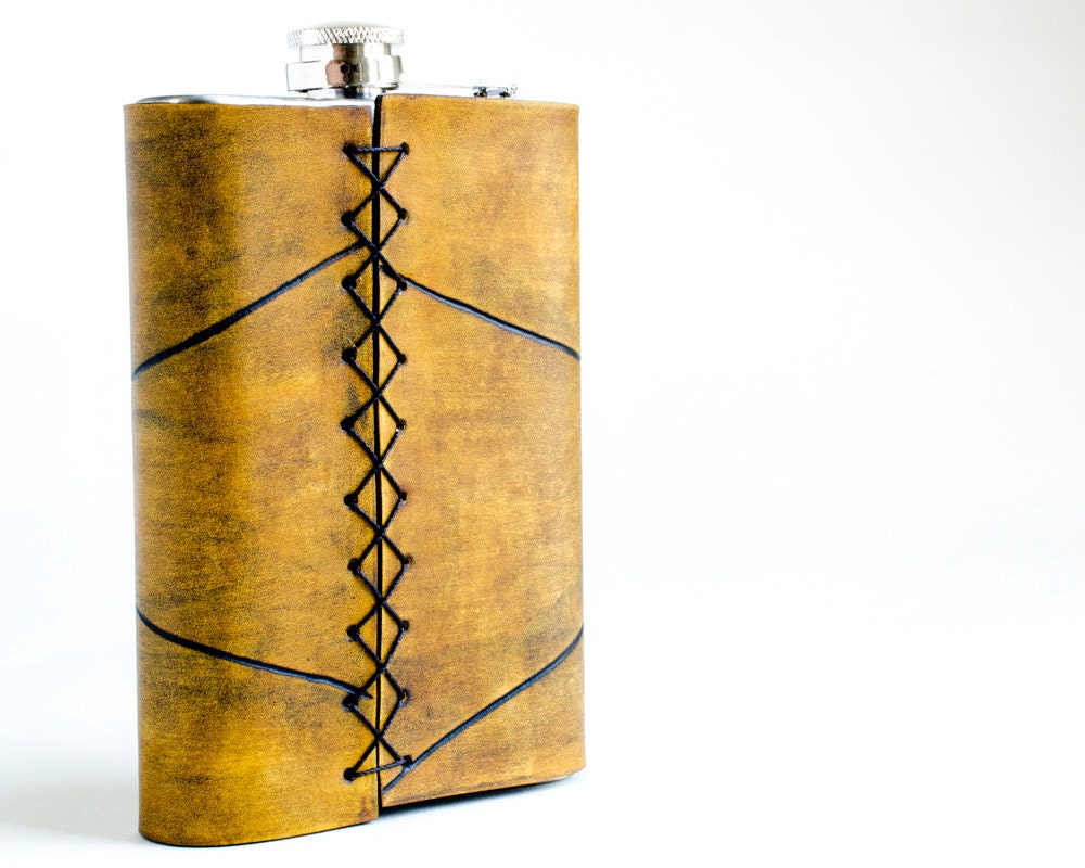 Hand Carved Compass Rose Traveling Leather Flask 8oz