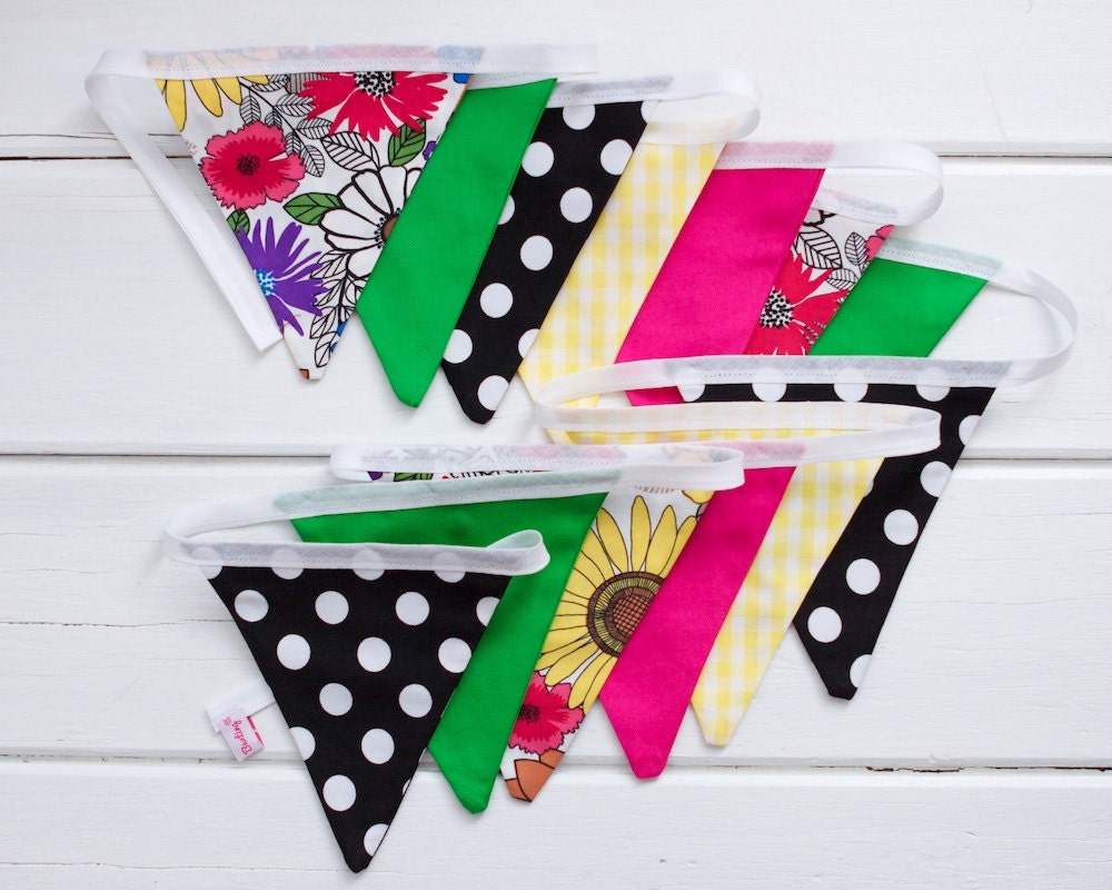 Good Will Bunting Kate in Large