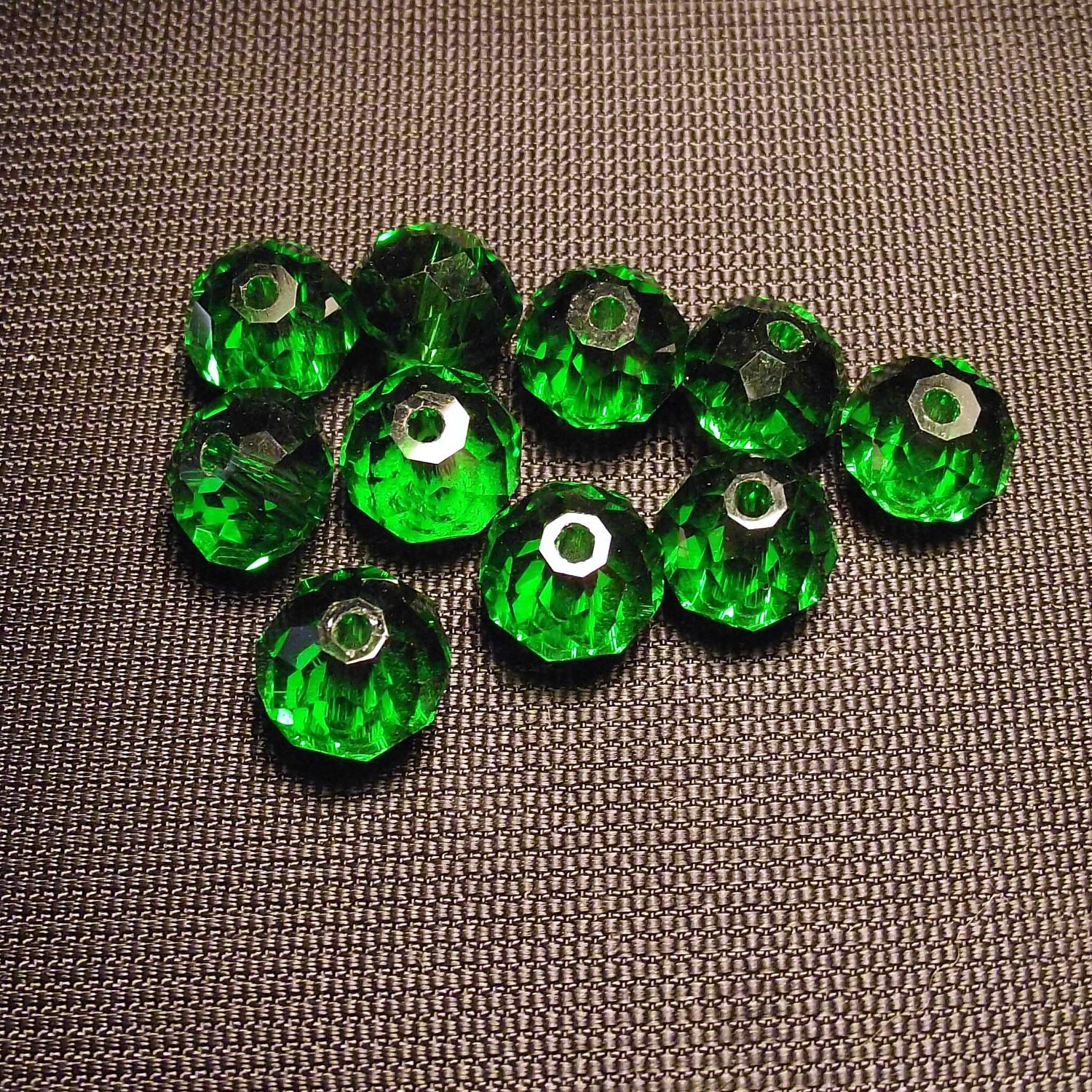 10 Vintage Kelly Green Glass Faceted Beads DESTASH