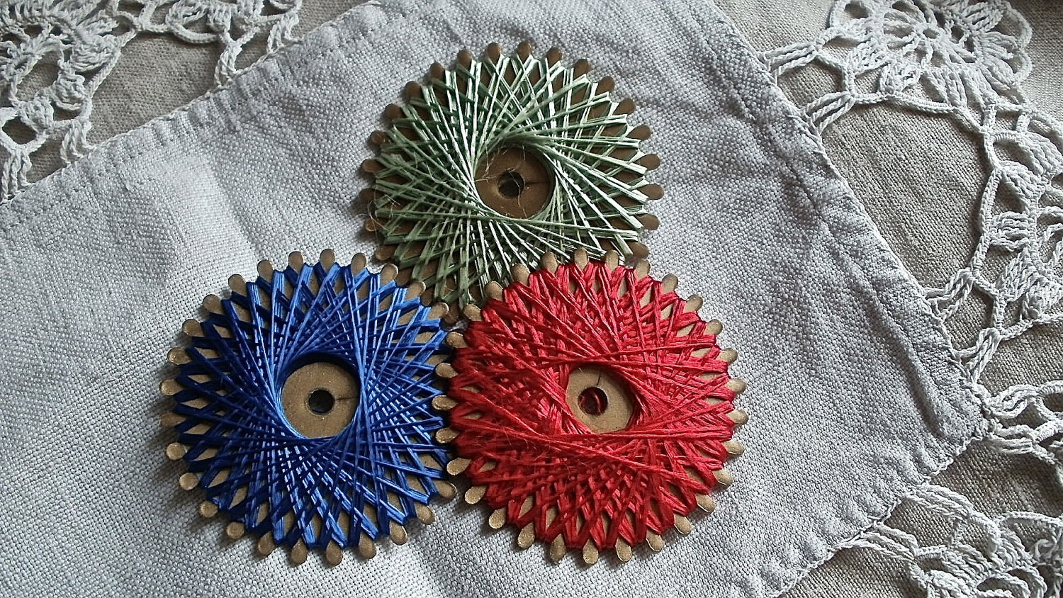 Sewing & embroidery thread cards choice of three colors red, blue and minty green reels price per wheels