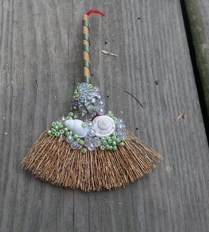 Mini Mermaid Broom Magnet Or Ornament. - SpiritualPathways