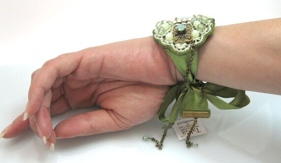Christmas Bracelets,Green Lace Jewelry,crochet ,Victorian,Free Shipping, Vintage Inspired Jewelry,Romantic ,Statement bracelet- BG00803