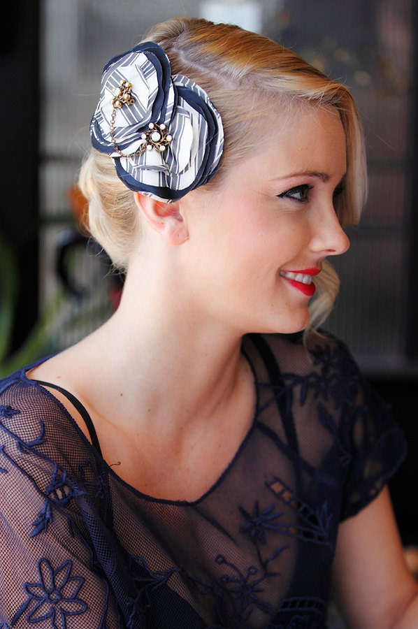 The VIOLET - vintage style headpiece for a special occasion or everyday wear