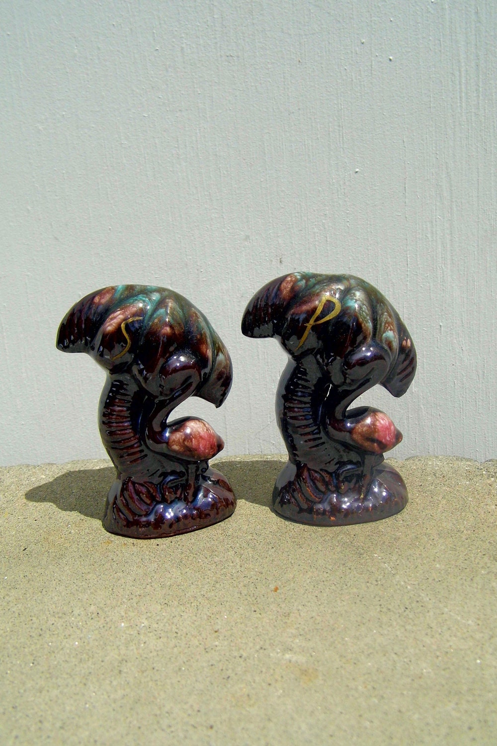 Vintage Salt and Pepper Shakers, Vintage Kitsch, Kitschy Kitchen, Vintage Flamingo, Vintage Florida Souvenir