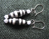 Upcycled paper bead earrings, black and white