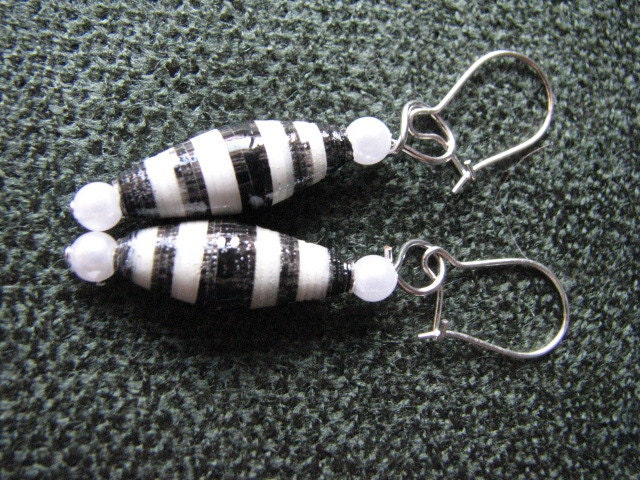 Upcycled paper bead earrings, black and white
