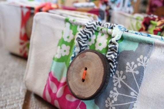 Miss Money Bags 6 Envelope Wallet Aloha Aqua
