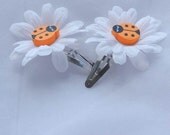 Orange Ladybug White Daisy Snap Clip Set