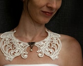 lace collar necklace -CLARABETH- vintage ivory