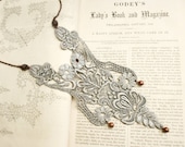 lace necklace -MARCHESSCA- silver gray