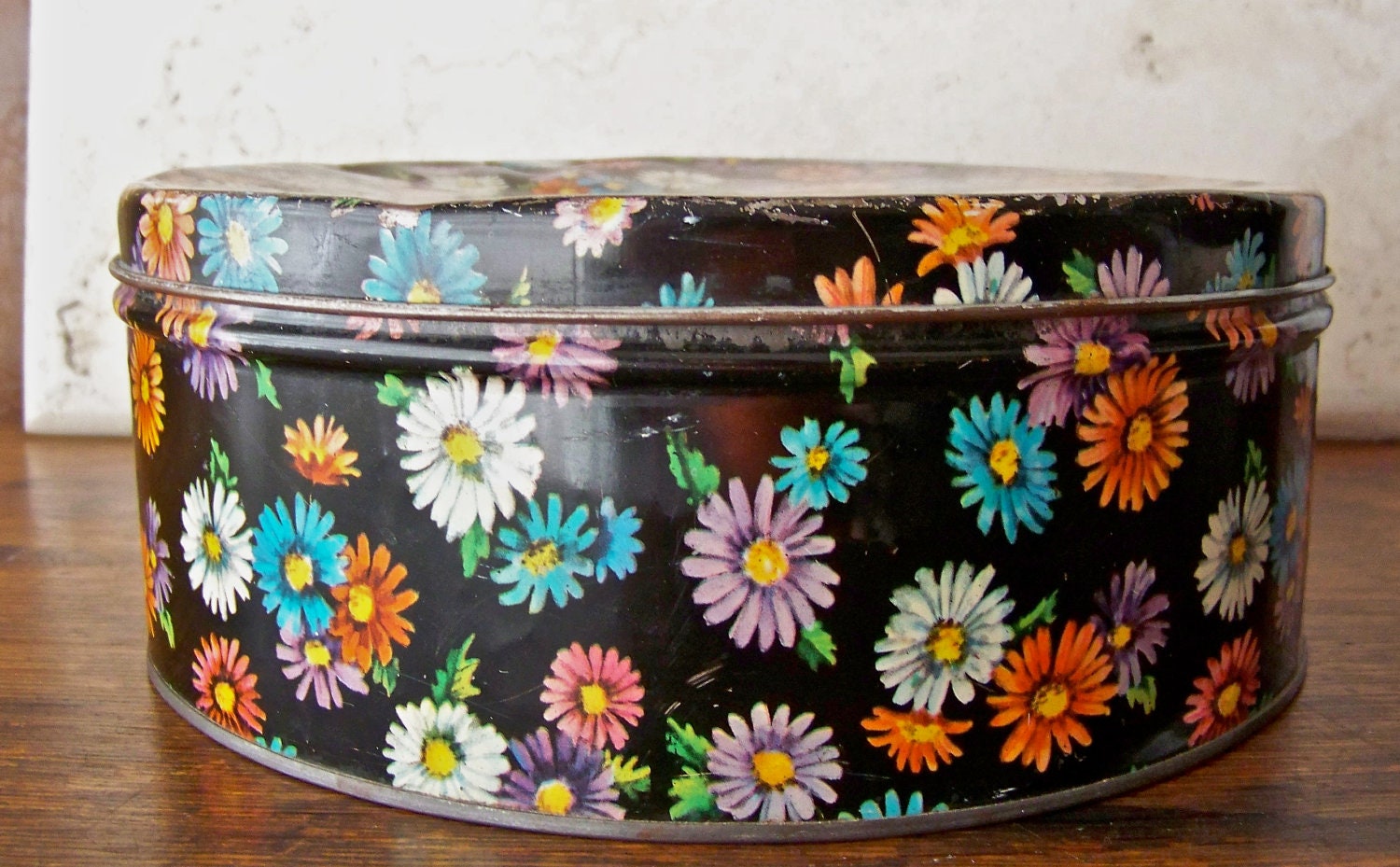 Vintage Sewing Tin