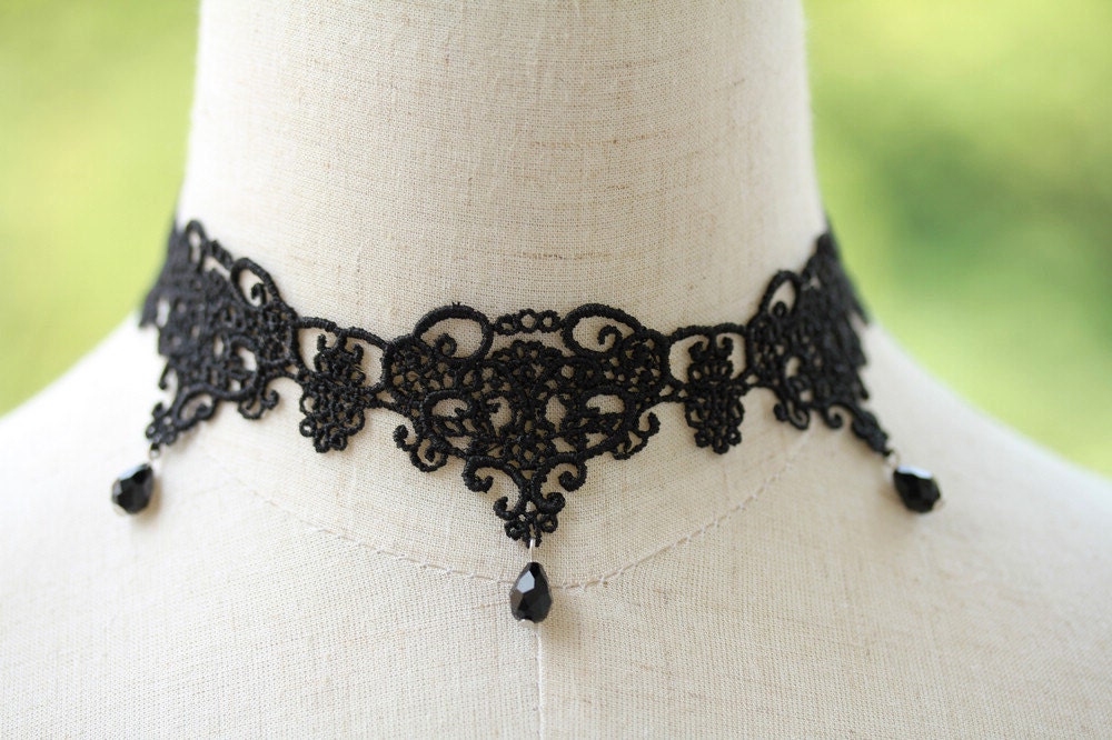 Victorian Gothic Lolita Black lace NECKLACE with Black Crystal  Vampire Queen  Jewelry for Women - adjustable length 12" - 15"(NL008)