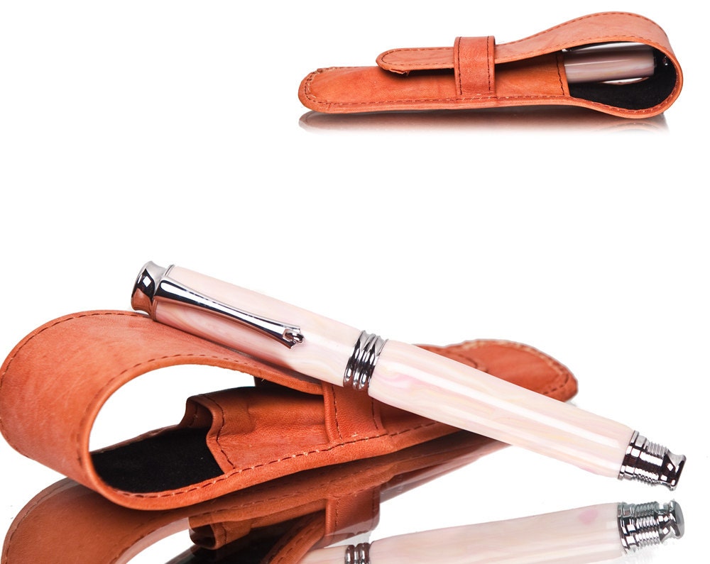 ON SALE NOW : Pen for a woman - Conch shell rollerball - with leather case