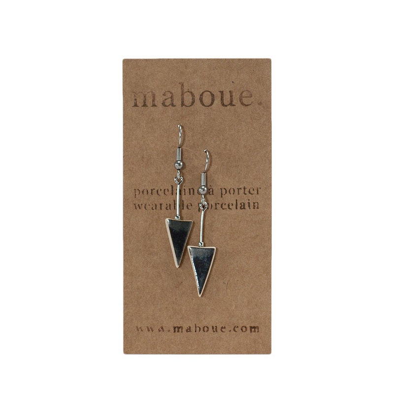 Small Arrows in Black - Porcelain earrings