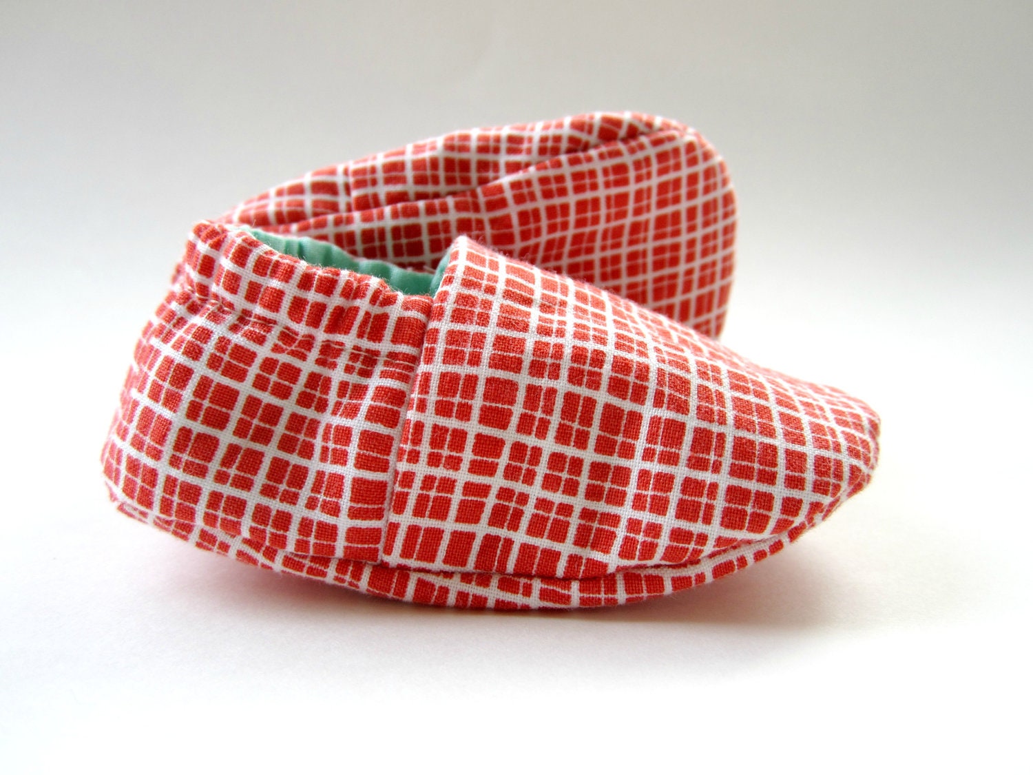 SALE - Reversible Baby Booties in Red and Aqua - Size 3