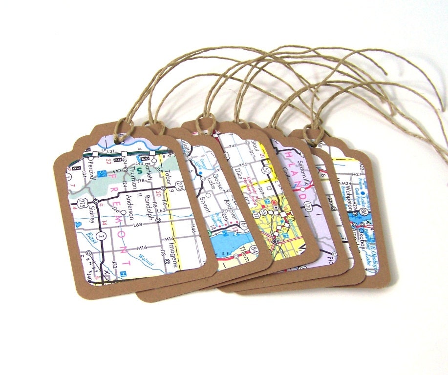 Upcycled Map Gift Tags  //  Ecofriendly  //  set of 6