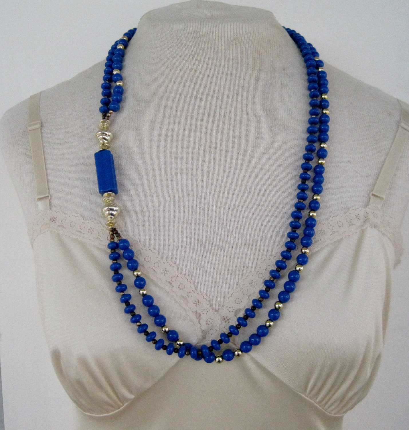 SALE 25 Percent Off Vintage 50s Mid Century Retro Royal Blue Silver Tone Double Strand Asymmetrical Lucite Bead Beaded Opera Length Necklace