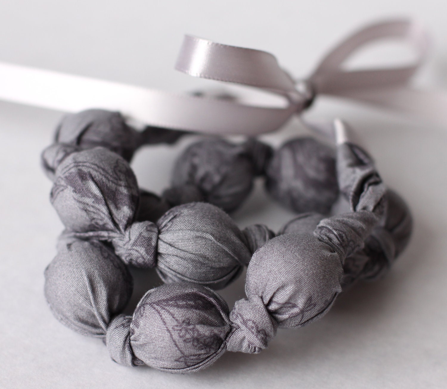 Gray Teething Necklace, Breastfeeding Necklace, Nursing Necklace, Fabric Necklace