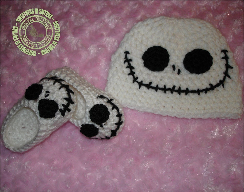 Jack Skellington - Nightmare Before Christmas - Crochet Baby Hat and Booties - 0 to 3 months - READY TO SHIP