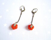 Earrings tiny knit orange pumpkin.