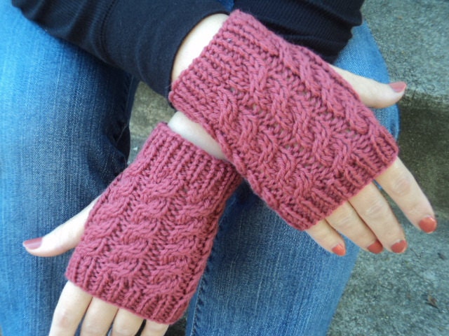 Cabled fingerless gloves, wool