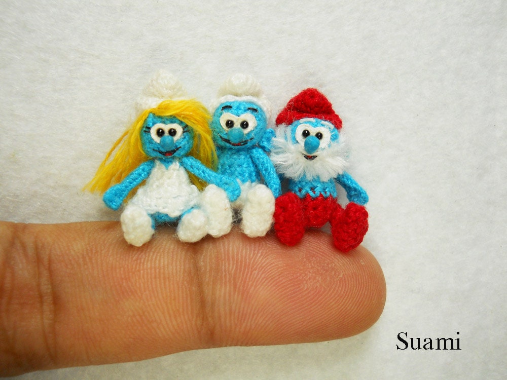 Smurf Family - Micro Crochet Miniature Smurfs Blue Buddies Set of Three Les Schtroumpfs - Made To Order