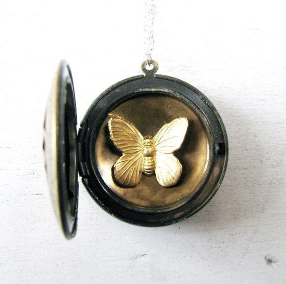 Locket Necklace - Gifts For Her - Women - Bridesmaid Gift, Wedding Party Gift, Filigree Locket Necklace with Butterfly