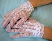White or Ivory lace bridal gloves -- Free USA shipping