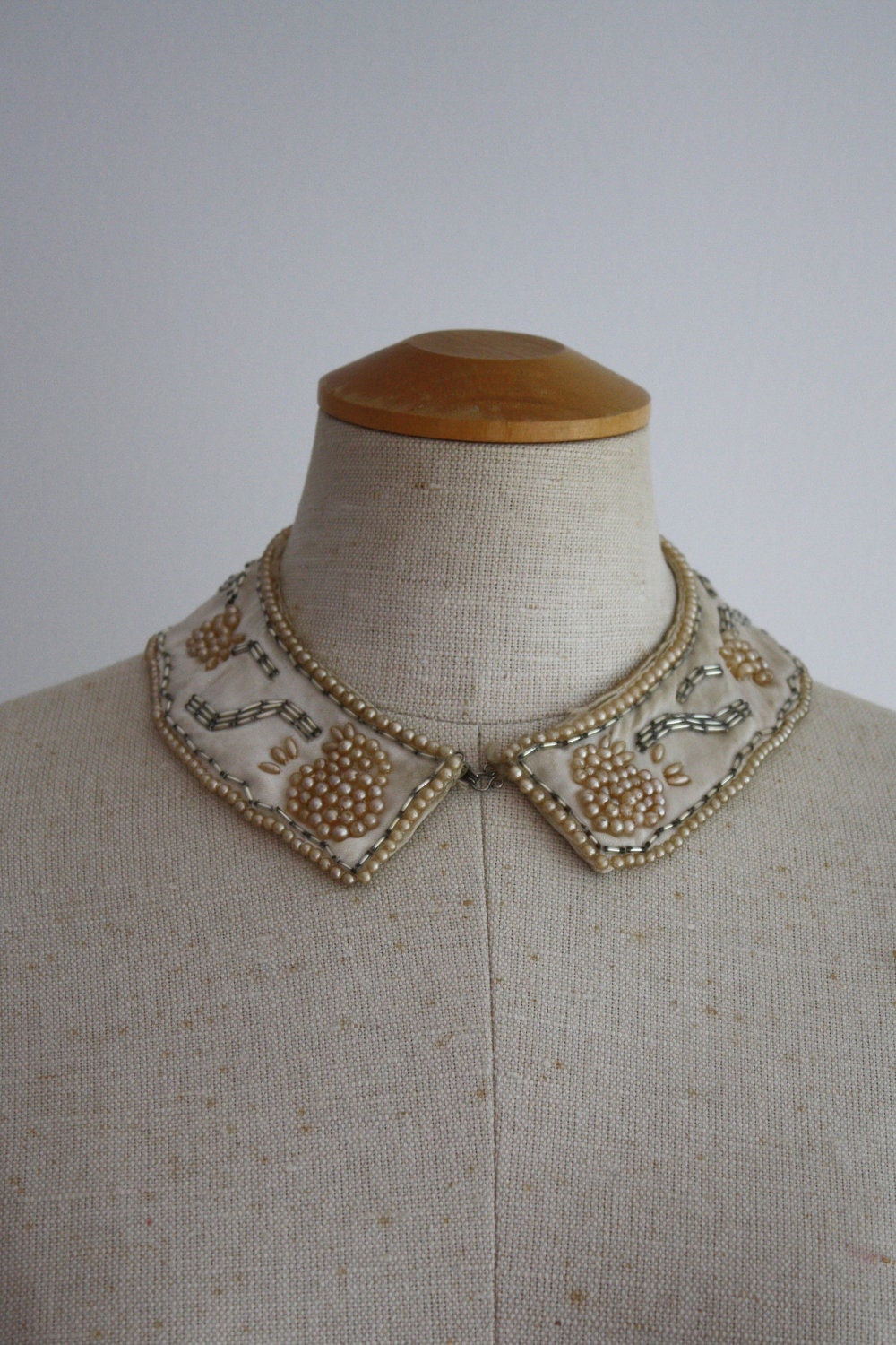 Beaded Collar Necklace Cream Champagne Silver Art Deco - 1940s VINTAGE
