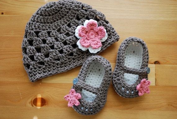 Baby Girl, Flower Hat with Mary Jane Booties Set - You Choose Colors, Baby Girl Clothes, Baby Girl Photo Prop, Baby Girl