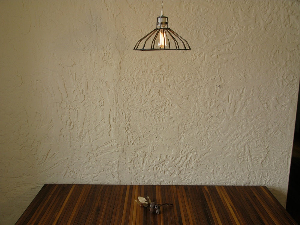 BARN pendant lamp Hang in the kitchen or dining room and enjoy the Edison bulb warmth