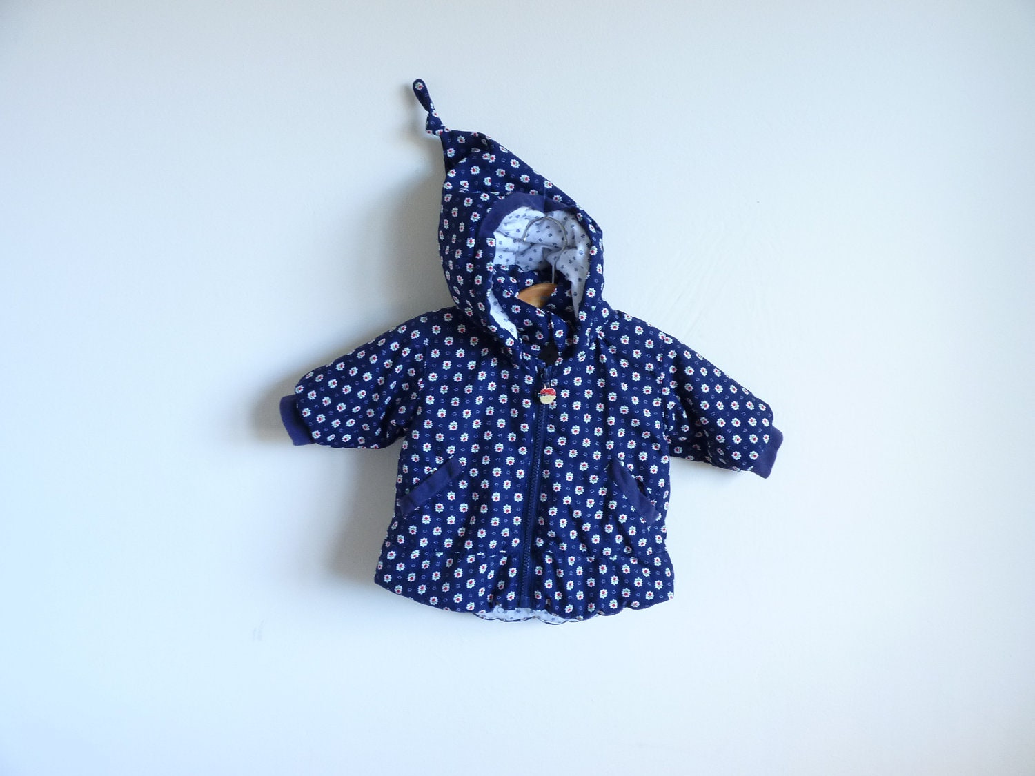 Vintage Winter Jacket with Pointed Hoody in Blue 3-6 months old Baby