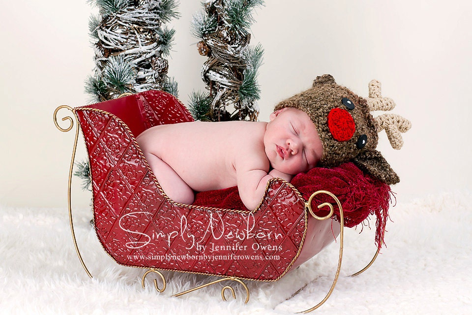 Crochet NEWBORN Rudolph the Red Nosed Reindeer Photography Prop Hat