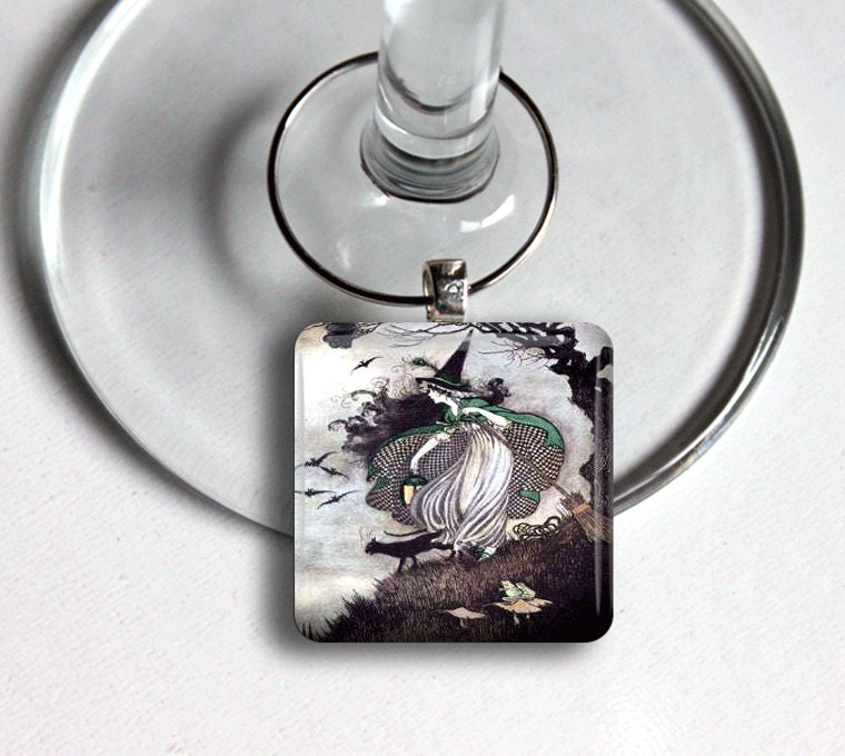 Wine Charms Glass Set of 4 Halloween Witches Tea Party Red Shoes Trendy Party Favor