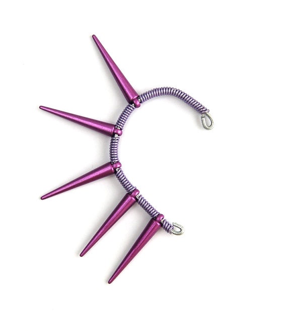 Metal Ear Cuff - Blackberry