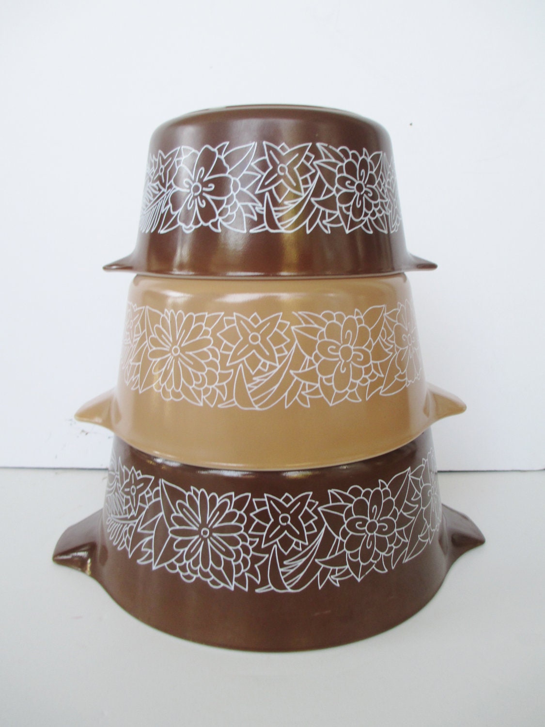 Vintage Woodland Brown Pyrex Casserole Set