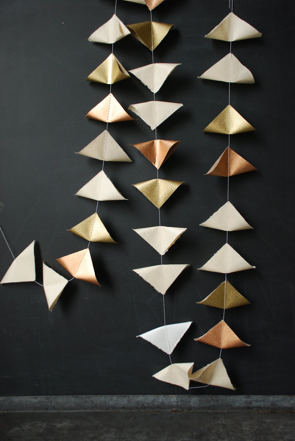 6' Fine Paper Garland