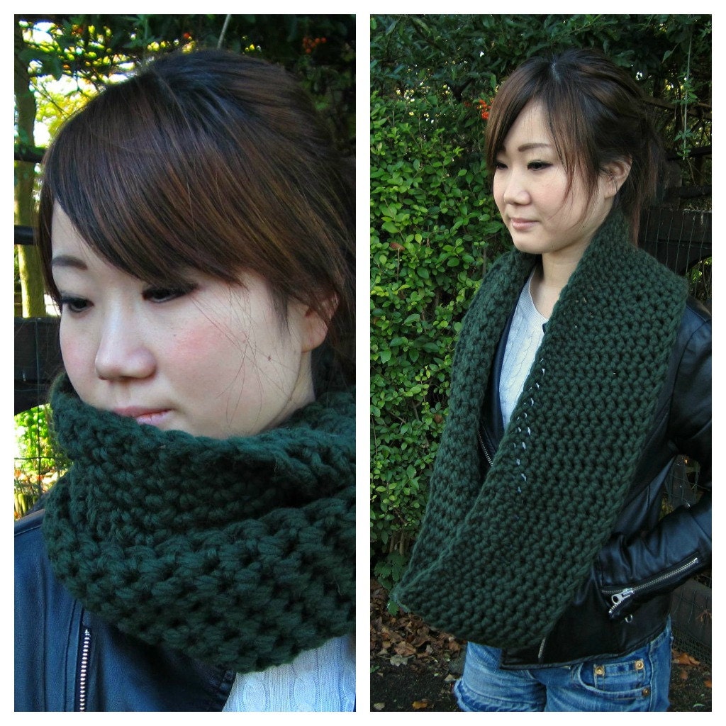 The Audrey Chunky Cowl, Infinity Scarf, Cowl Snood Scarf in Forest Green handmade in 100% Wool - READY TO SHIP