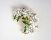 Vintage 1940s 1950s White Enameled CROWN TRIFARI Floral Flower Brooch // enamel // rhinestones // Signed // Stamped