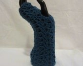 SALE, NOW 33% OFF:   Teal crocheted fingerless gloves/wrist warmers