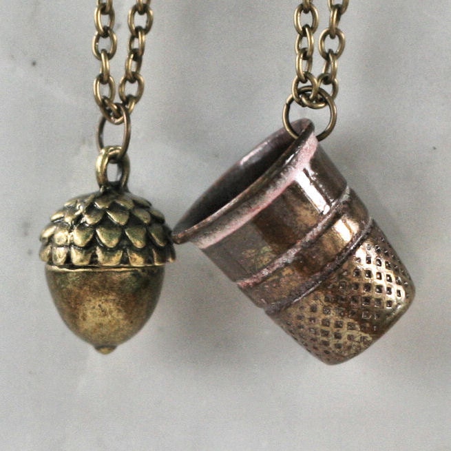 Peter Pan & Wendy Kiss Thimble and Acorn Necklace Set Brass - Men - Women - Sweetheart - Lover - Sister - Best Friend (2 Necklaces)