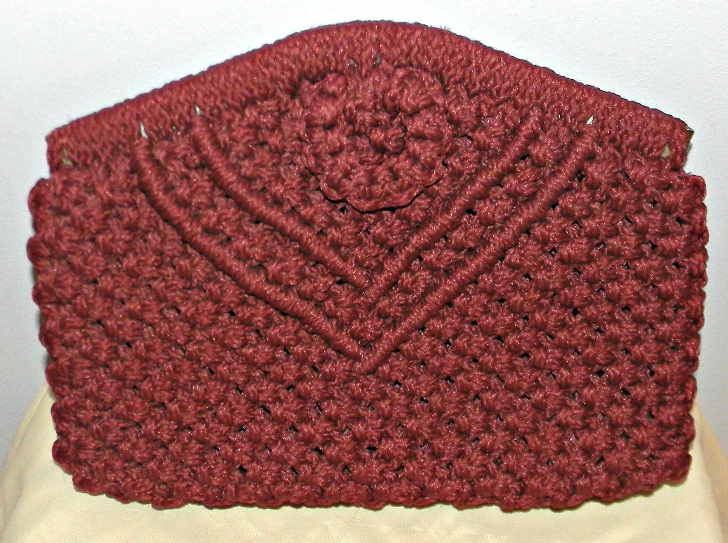 Spring Closure Maroon Macrame Clutch 1970s